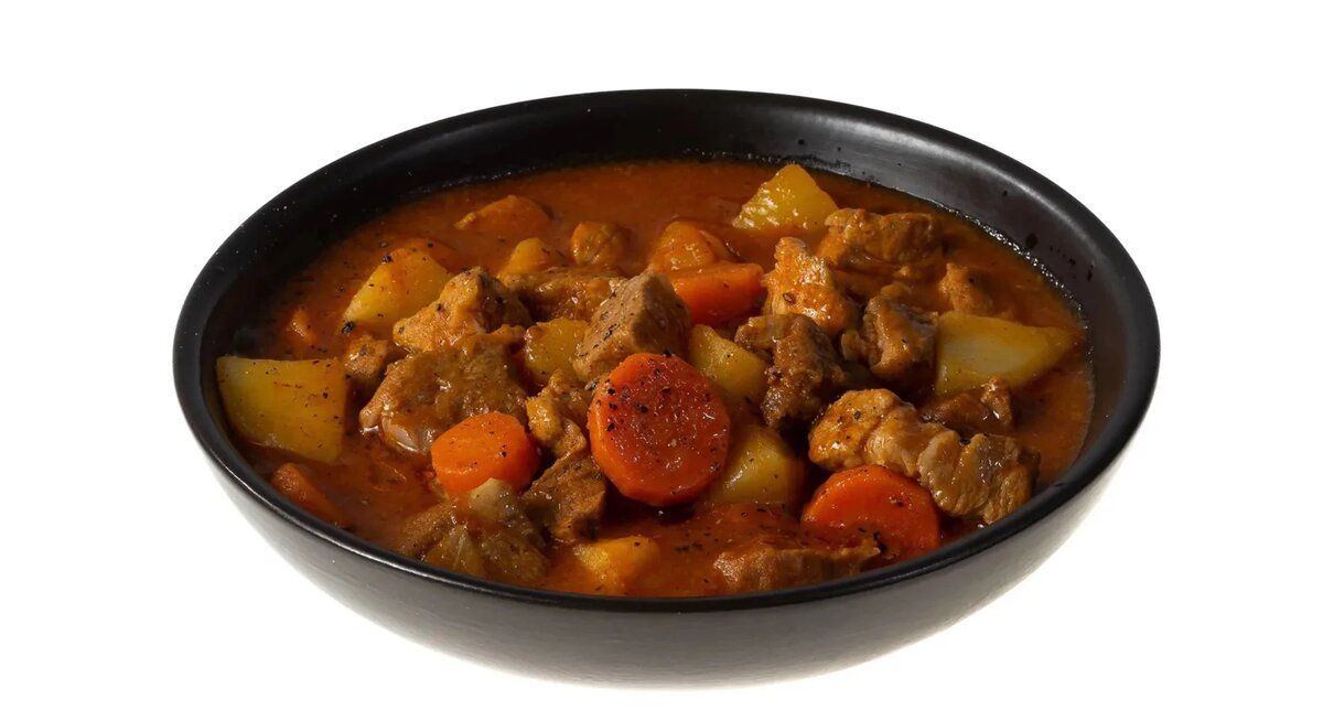 Гуляш с подливкой: возвращение в детство