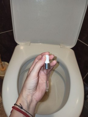 Эффективное средство против ржавчины и налета в унитазе