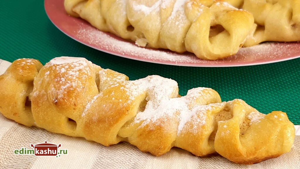 Плетенка с яблоками: легкий и вкусный десерт для семьи