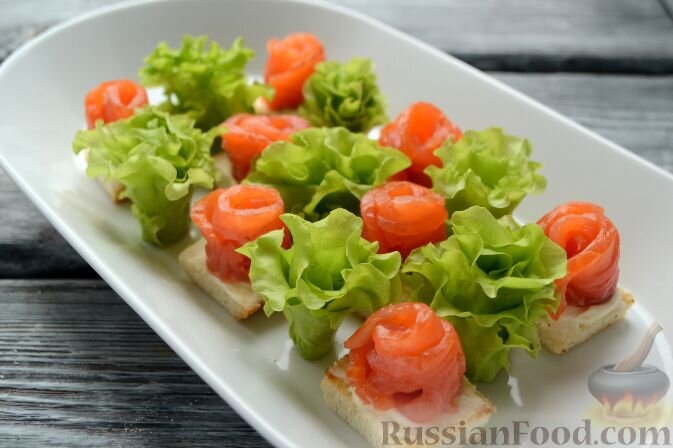 Нарядные закуски для корпоративного застолья