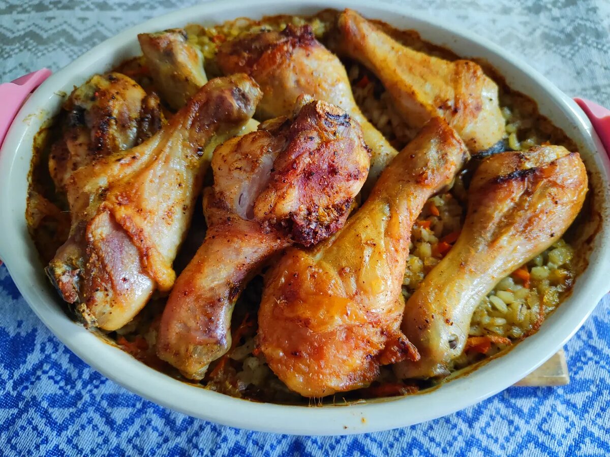 Кулинарная ностальгия: куриные ножки с перловкой в духовке