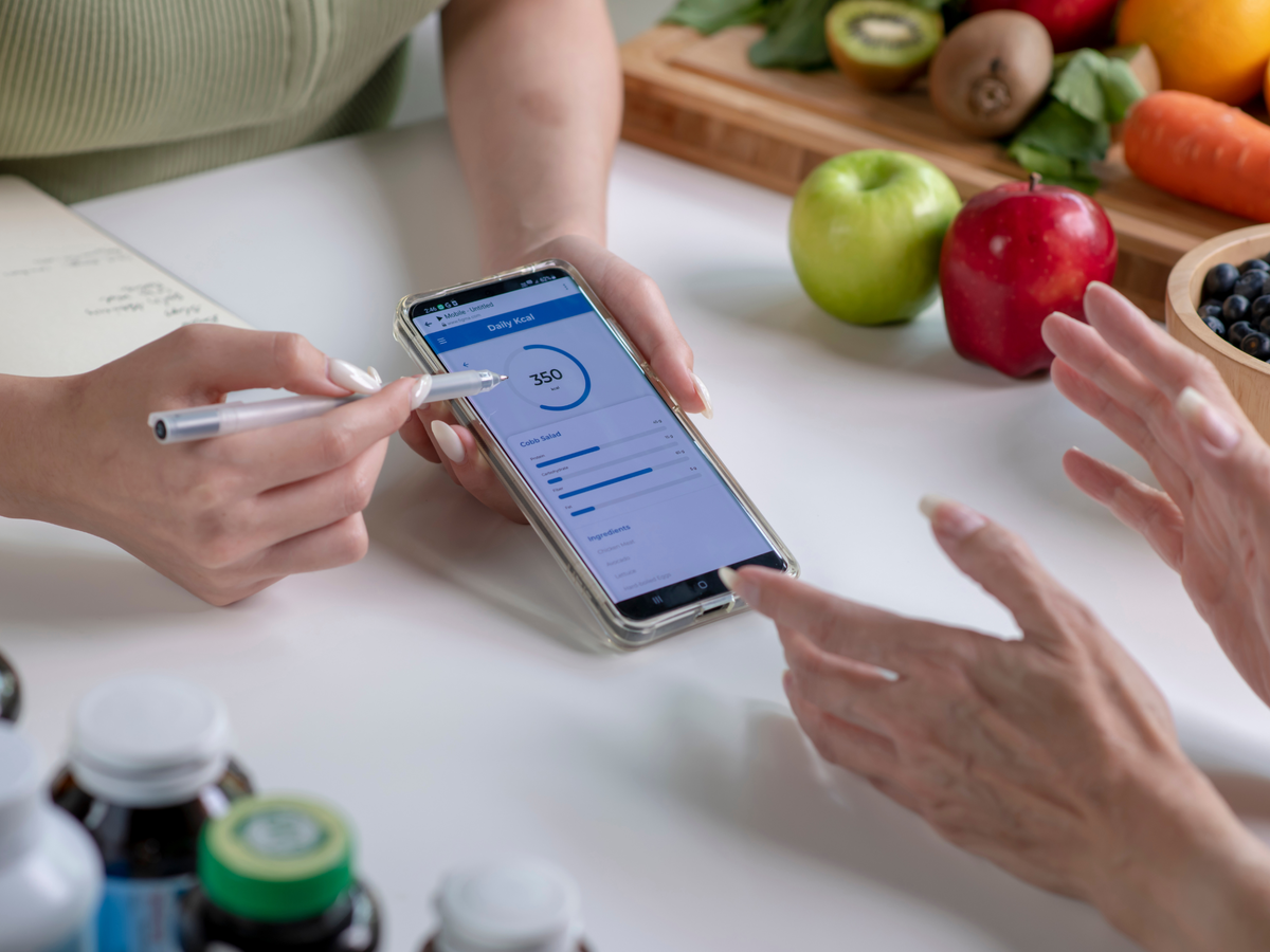 Нутрициолог отвечает на популярные вопросы читателей