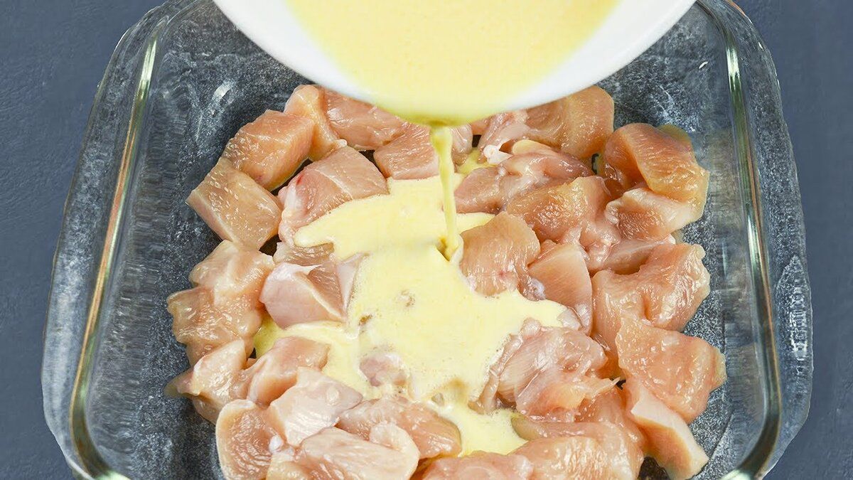 Нежное куриное филе в духовке: быстрый и вкусный рецепт