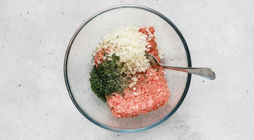 Невероятно вкусные ленивые чебуреки из лаваша: простой рецепт