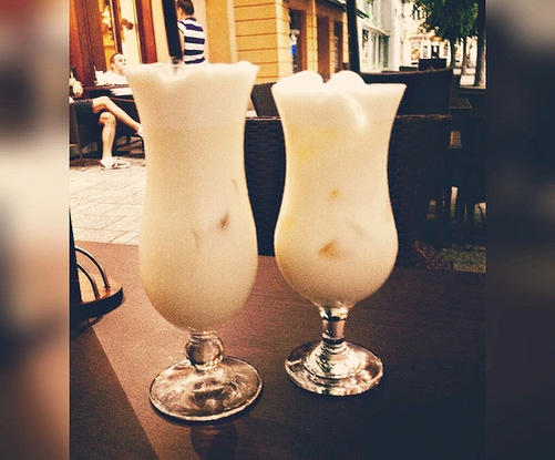 Освежающий банановый коктейль для летнего настроения