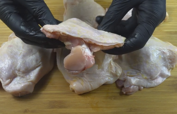 Нежные бедрышки в сметанном соусе: секреты вкуса