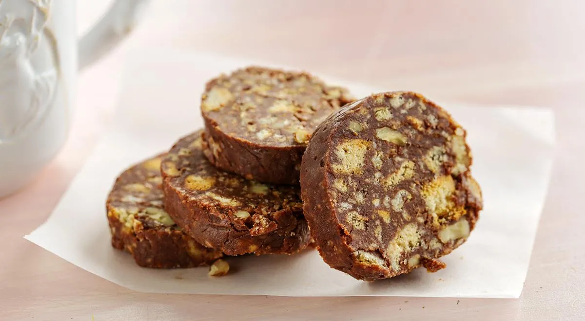 Шоколадная колбаса: лакомство, диктующее традиции