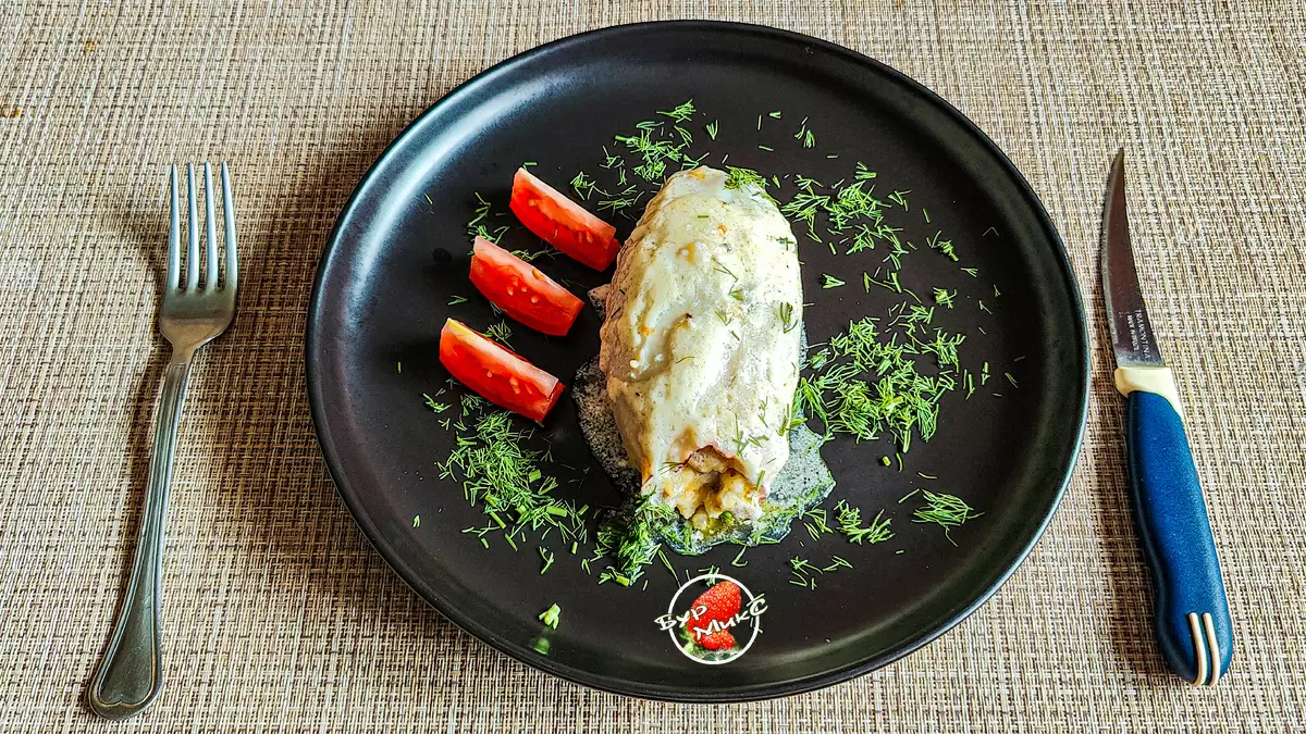 Фаршированные кальмары в сливочном соусе