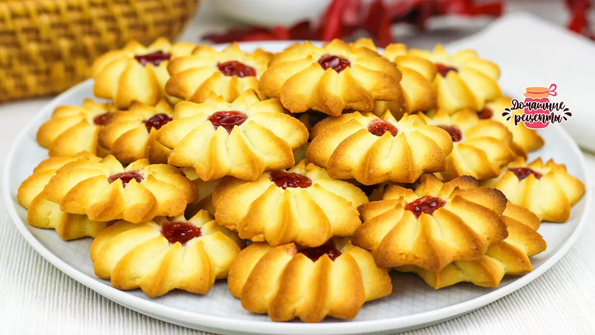 Курабье за 15 минут: быстрое и невероятно вкусное печенье для любой компании