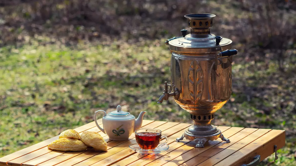 Самовар: верность традициям и искусство металлургии на вашем столе