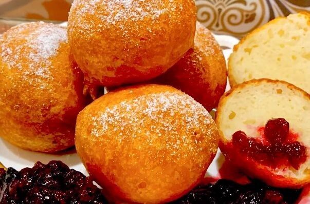 Ощутите вкус детства: невероятные пончики на кефире за 15 минут