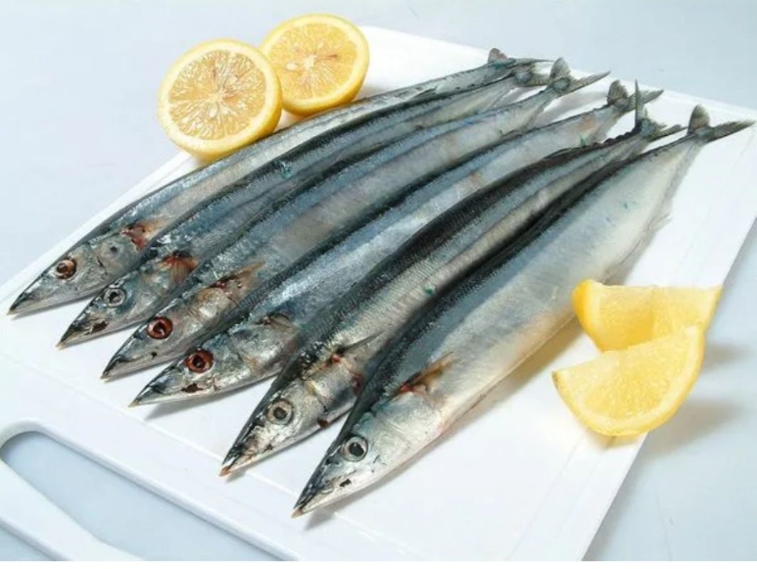 Салат с сайрой: идеальное сочетание вкуса и простоты для вашего стола